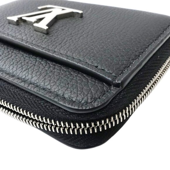 LOUIS VUITTON Black Leather Wallet - Picture 4 of 10